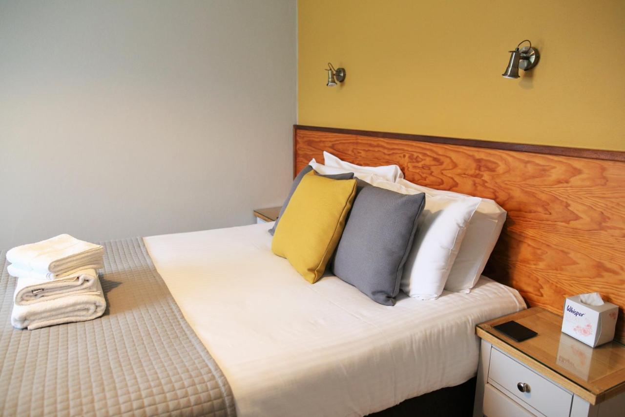 Tricky'S Hotel レッドラス エクステリア 写真